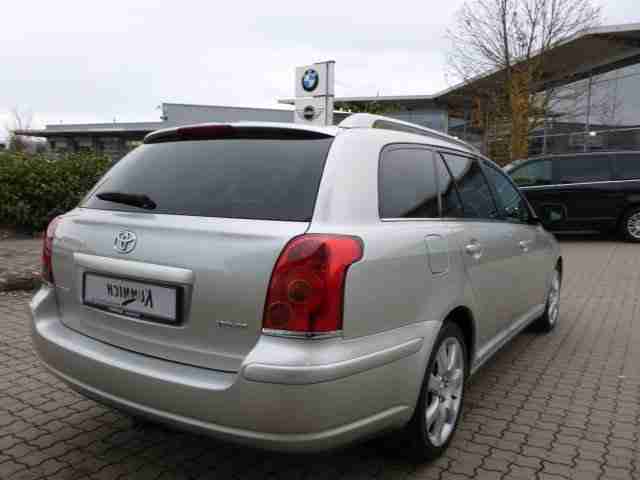 Toyota Avensis 2,4 Executive