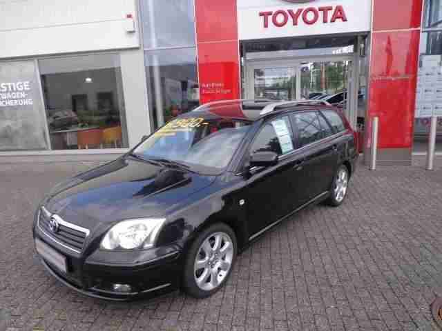 Toyota Avensis 2.4 VVT-i Combi Executive