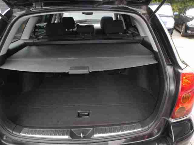 Toyota Avensis 2.4 VVT-i Combi Sol-KLIMA-AUTOMATI-XENON