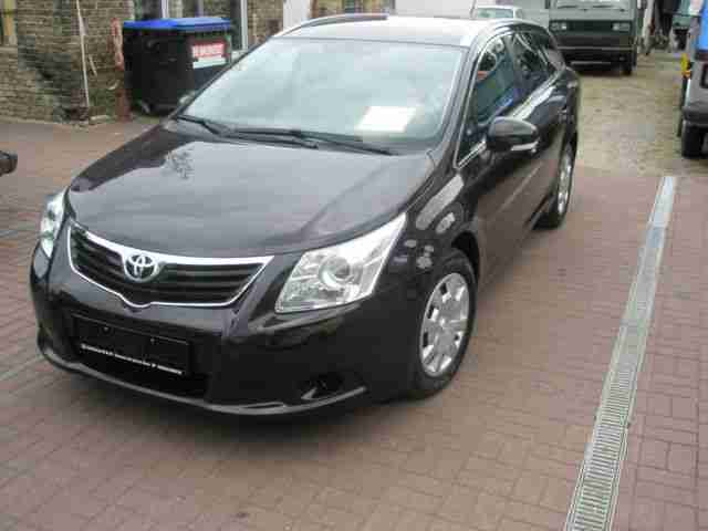 Avensis Combi 1.6 Neues Model