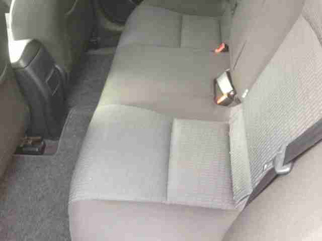 Toyota Avensis Combi 1.8 /Navi / Kamera / Chrom