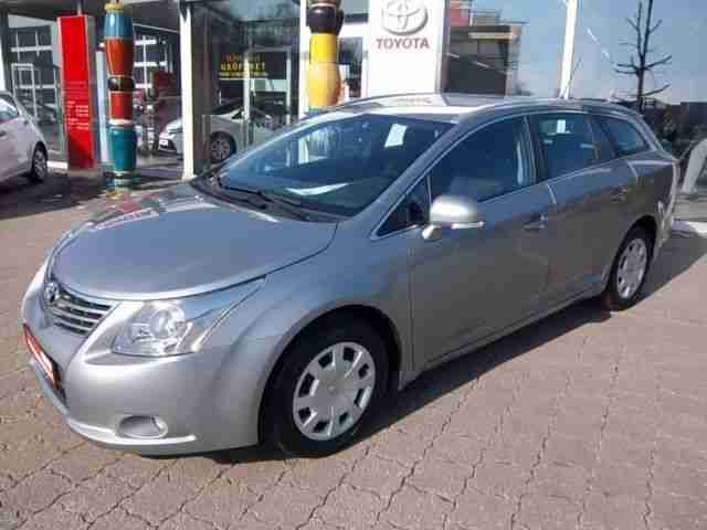Toyota Avensis Combi 1.8 Sol