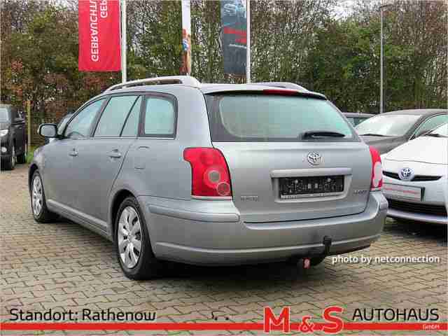 Toyota Avensis Combi 1.8 VVT-i Executive AHK KLIMA