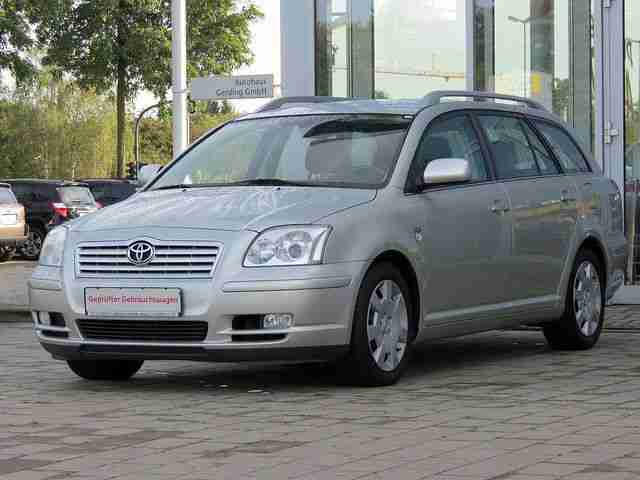 Avensis Combi 2.0 D 4D Sol AHK KLIMAAUTOMATIK