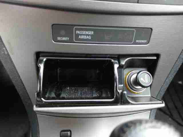 Toyota Avensis Combi 2.2 D-4D Automatik Sol