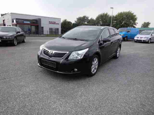 Toyota Avensis Combi 2.2 D 4D Executive