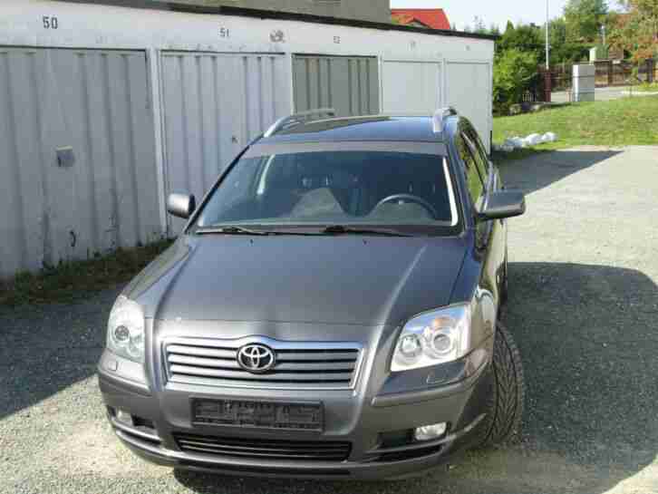 Toyota Avensis Kombi 1,8 VVT Exclusiv