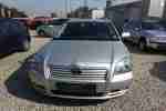 Avensis Kombi 2.0 D 4D Executive