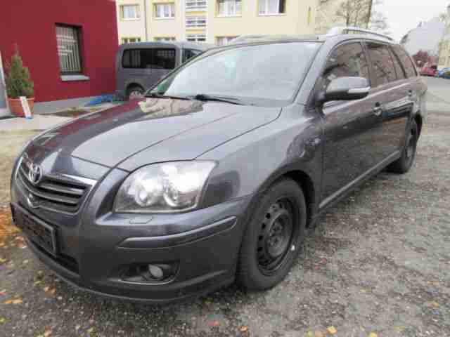 Toyota Avensis Kombi 2.2 D-CAT Executive