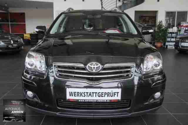 Toyota Avensis Kombi 2.2 D-CAT Executive/PDC/SHZ/Xenon/