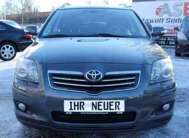 Toyota Avensis Kombi 2.2 D-CAT Executive XENON