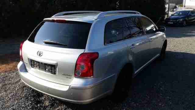 Toyota Avensis Kombi 2.2 D-CAT Sol