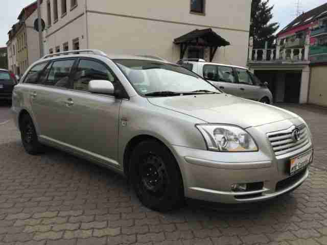 Toyota Avensis Kombi 2.2 D CAT Sol KLIMAAUTOMATIK AHK