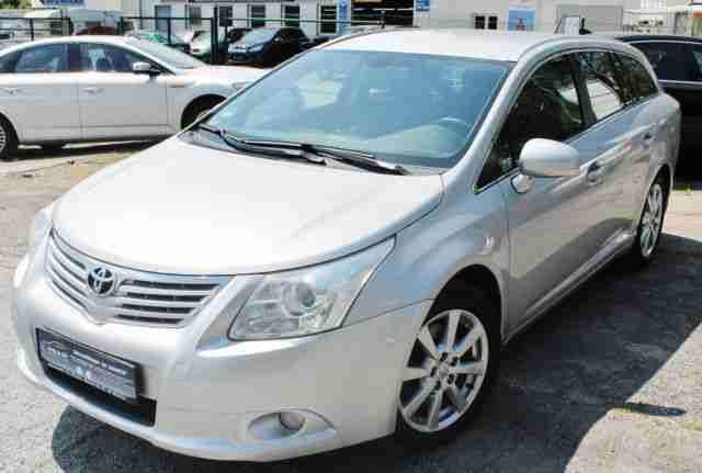 Toyota Avensis Kombi, Xenon, SH, MFL usw...
