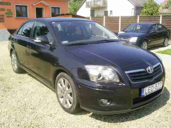 Toyota Avensis Sedan D-4d Sol Plus