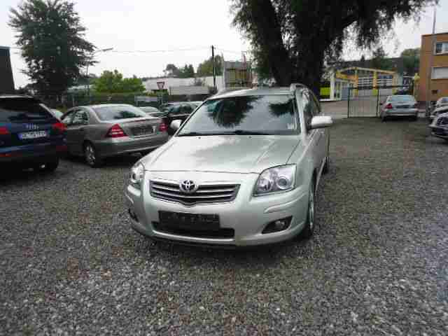 Toyota Avensis T25 2.2 D-CAT SOL