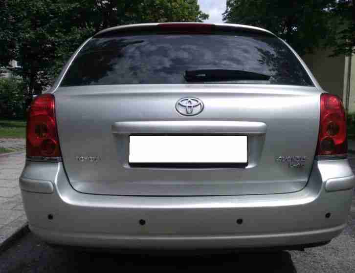 Toyota Avensis T25 Diesel D-Cat 2.2 177 PS Kombi - Sehr guter Zustand - TOP
