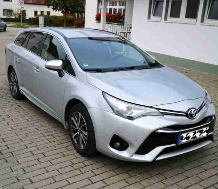 Avensis Touring Sports 1, 8l Valvematic, MwSt