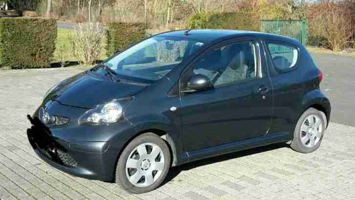 Toyota Aygo 1.0 3-Türer, Klimaanlage, Sitzheizung nur 85 Tkm Erstbesitz