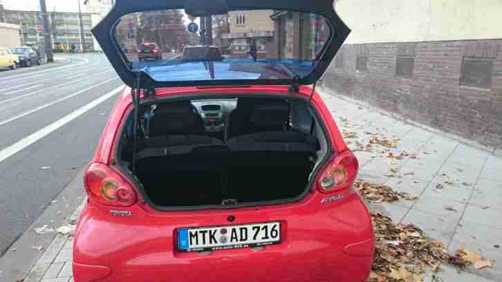 Toyota Aygo 2006 TÜV bis 03/16