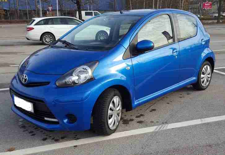 Toyota Aygo, 2013, TÜV NEU, 8-fach bereift, Euro 5, Scheckheft, Klima