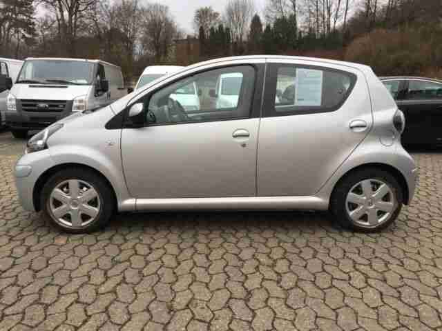 Toyota Aygo Cool,KLIMA,WR,SERVO,ZV,5-TÜRIG,TÜV 02/2017