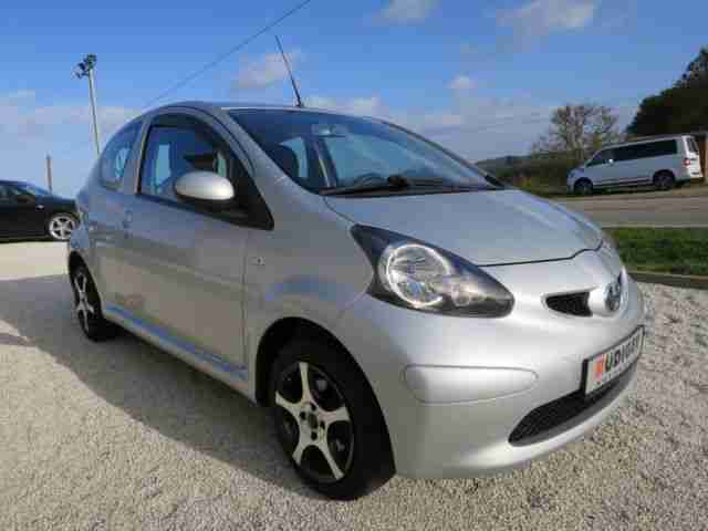 Toyota Aygo Cool*Klima*EFH*Alu*8 fach bereift*Hu/Au neu