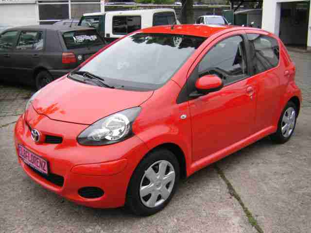 Aygo Cool Klima, Servo