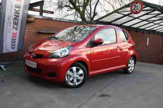 Toyota Aygo CoolRed Alu Klima - kein EU Import -