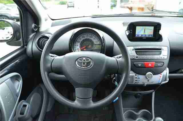 Toyota Aygo Edition, Ez: 09/11, 47.500 km, Klima, Navi, Winterräder, TÜV neu