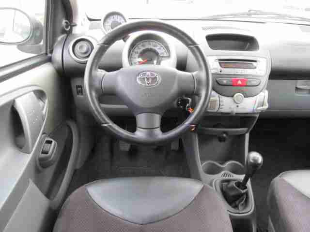 Toyota Aygo *Sondermodell ckIN2U* 1.HAND KLIMA LEDER