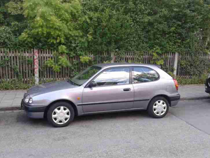 Toyota Corolla 1.4 linea terra 1. Rentnerhand, TÜV neu, ab 1â‚¬, 3 Tage, 106.400km