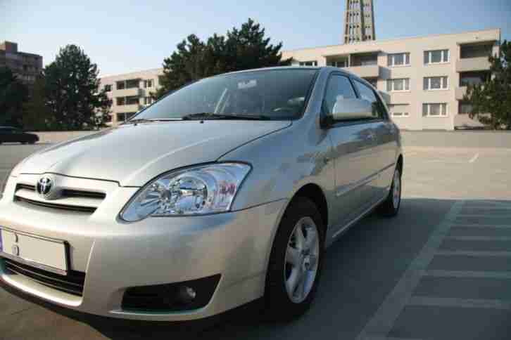 Corolla Edition Silber 1, 6, 5trg, nur 28500Km,