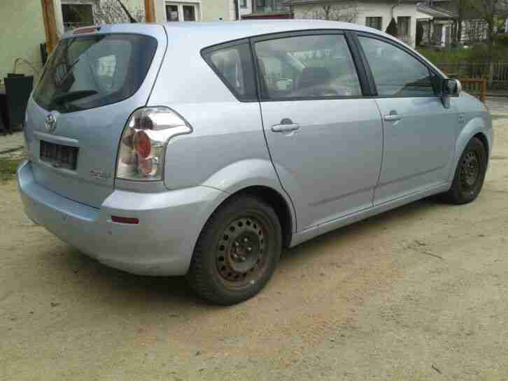 Toyota Corolla Verso 2,0 D 7 Sitze Sauber Tüv