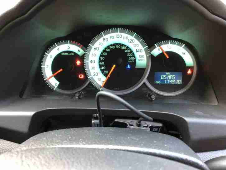 Toyota Corolla Verso - (7Sitze) Unfallwagen Rechtslenker Diesel EZ:10/2007