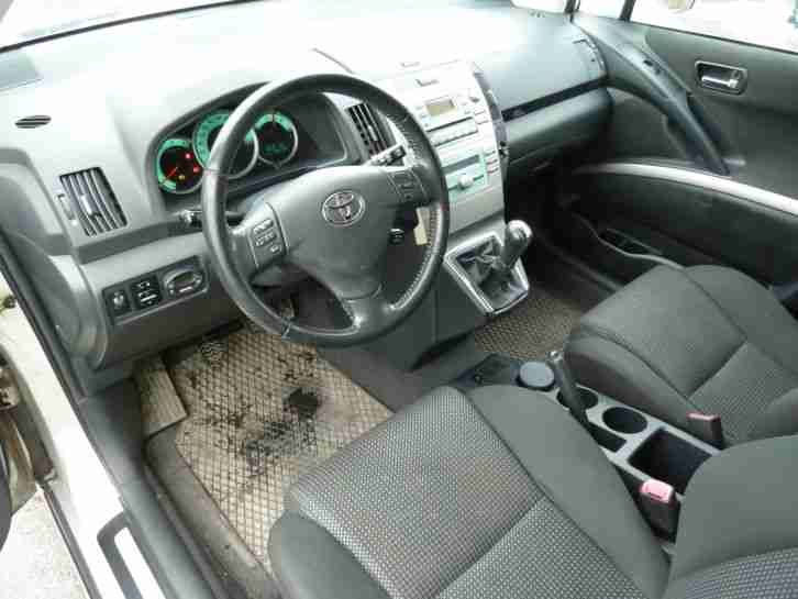 Toyota Corolla Verso D-Cat Erstzul. Mai 2007