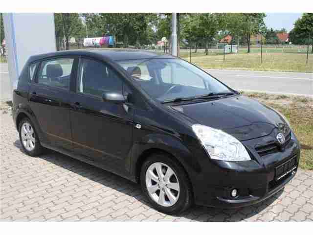 Toyota D-4D,DPF,7-Sitze,AHK,NAV