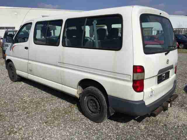 Toyota HiAce TD
