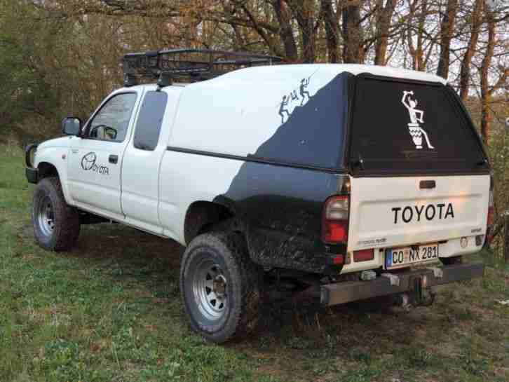 Toyota HiLux 4x4 Xtra Cab viel Zubeh./Nestle