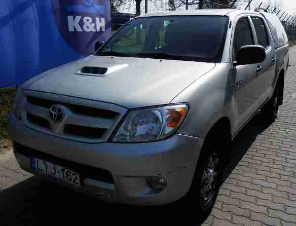 Toyota Hilux D-4D 4WD mit Klima LKW