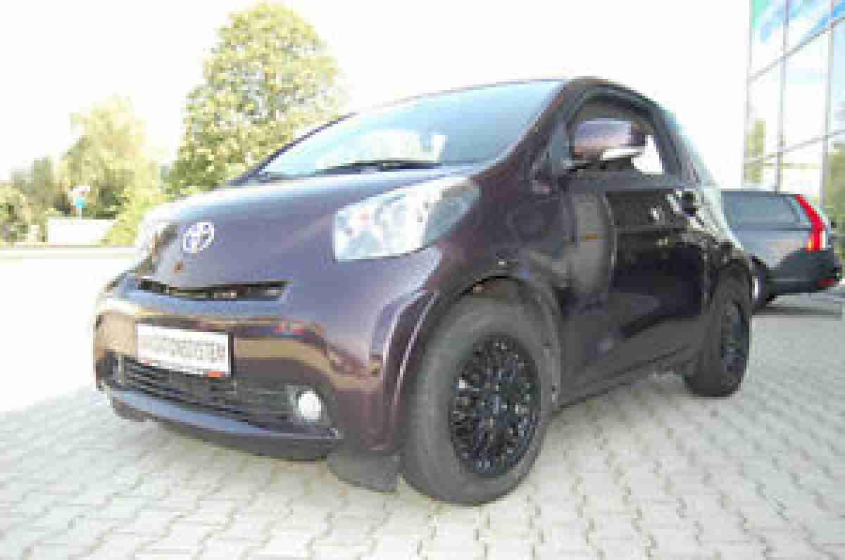 Toyota IQ 1.0 +