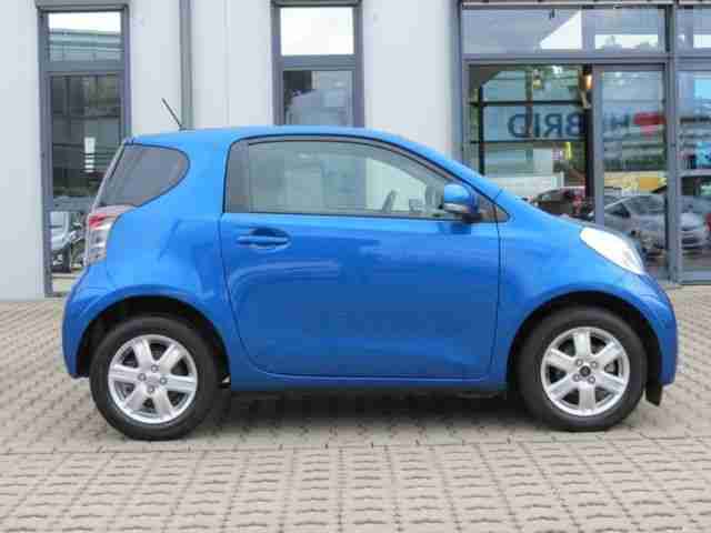 Toyota IQ 1.0