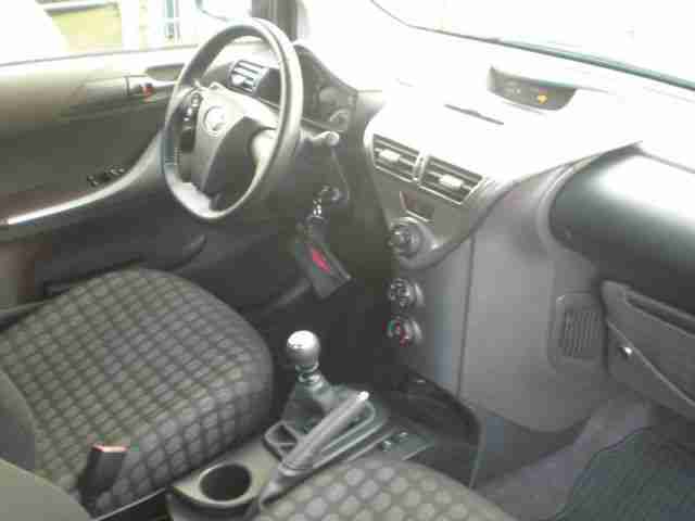 Toyota IQ 1.0 Klima 40000 KM Top Zustand