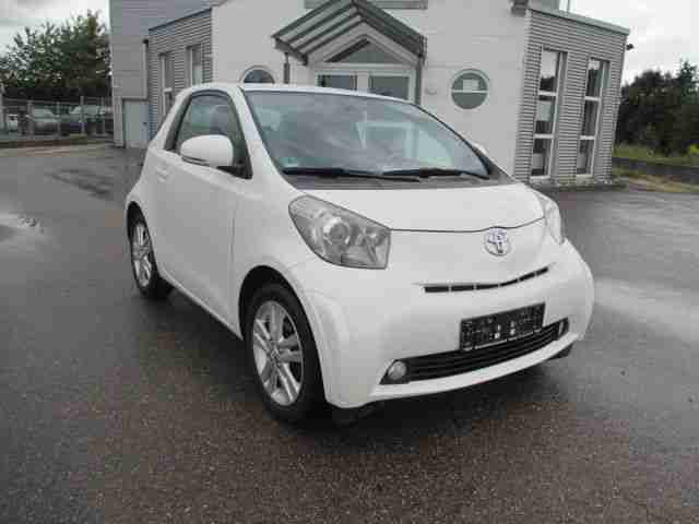 Toyota IQ 1.33 + 1-Hand/Keyless-Entry/Klimaauto/8xAlu/T