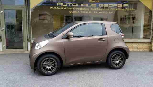 Toyota IQ 1.4 D-4D ***Folien Braun matt met***