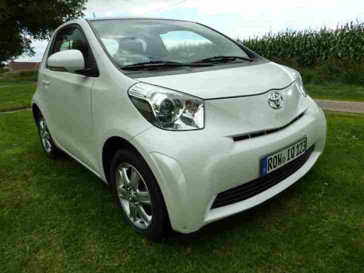Toyota IQ 1.4 D-4D Turbodiesel 4 Liter 6 Gang Klima WR Technisch/Optisch 1a