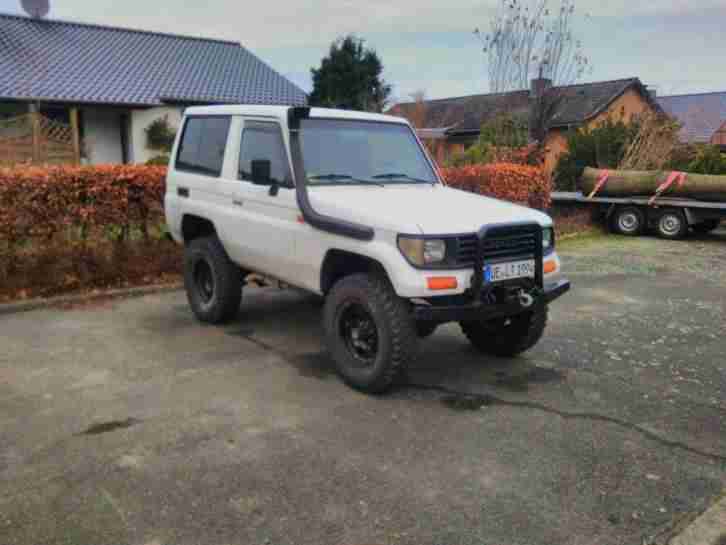 Toyota Land Cruiser LJ 70 Landcruiser Geländewagen Off Road Trial