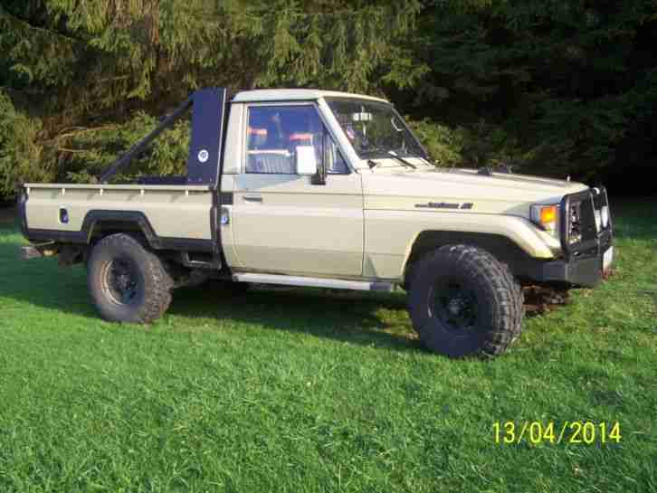 Toyota Landcruiser HZJ75 Pickup