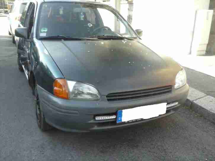 Toyota Starlet 1,3L 12/1997 mit TÜV bis 12/2014 Unfall