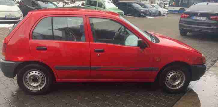 Toyota Starlet, 75PS,Baujahr 1997,TÜV,Unfall, Voll Fahrtüchtig, TÜV Bis 8.2020,